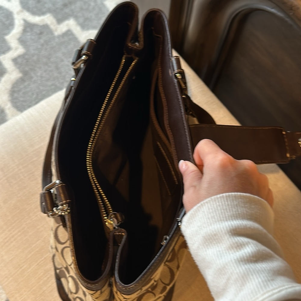 Authentic Coach Purse - Like New - Picture 3 of 7